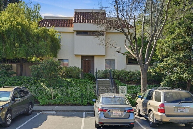 Building Photo - 500 Churchill Downs Ct