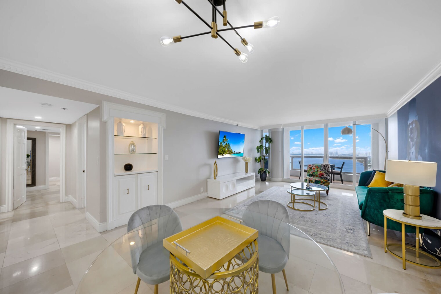 Building Photo - 1717 N Bayshore Dr