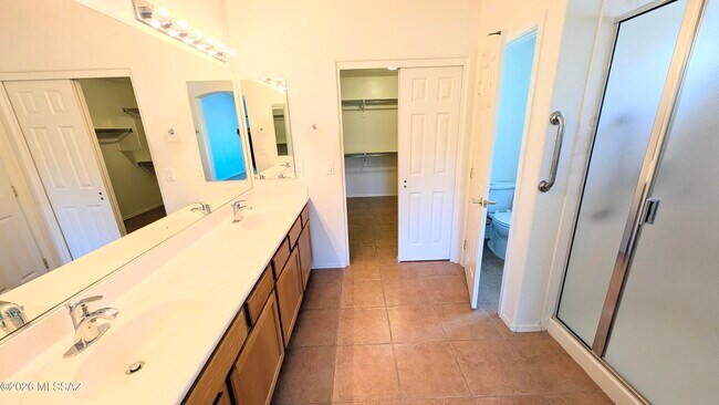 Building Photo - 39544 S Winding Trail Dr