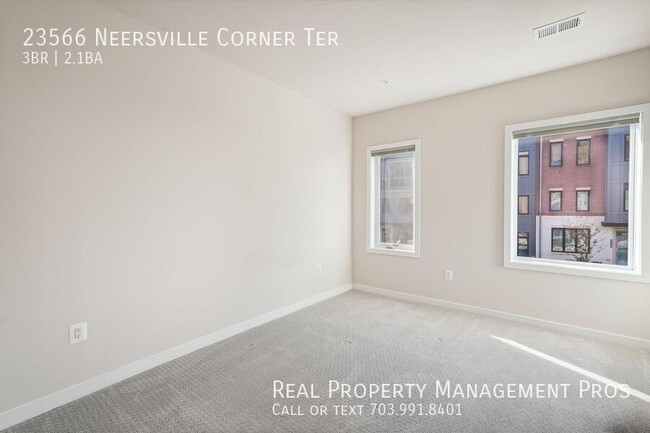 Building Photo - Beautiful Almost New Condo for Rent in Des...