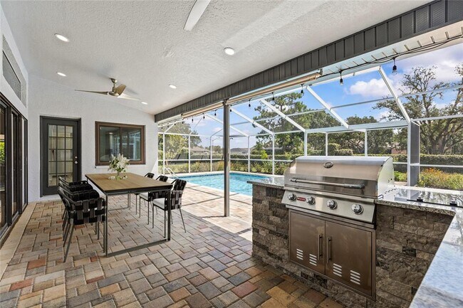 Building Photo - 9447 Ashley Dr