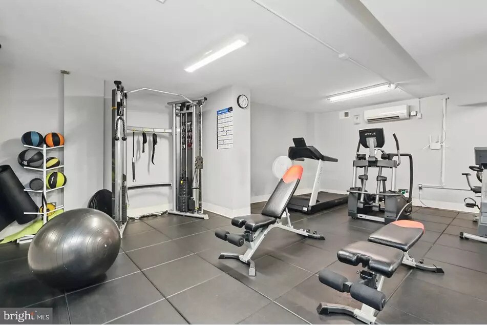 Gym - 4000 Tunlaw Rd NW