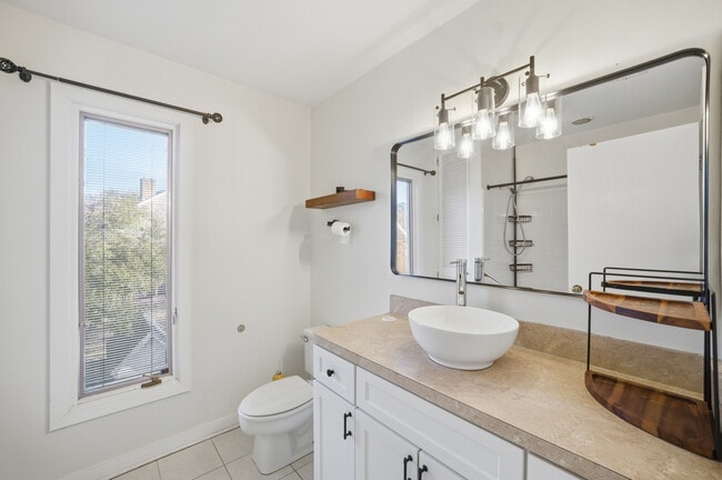 Building Photo - 316 Westover Ave