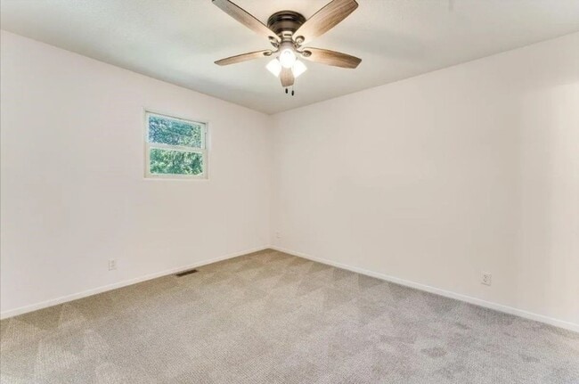 Building Photo - 2920 W Hadden St