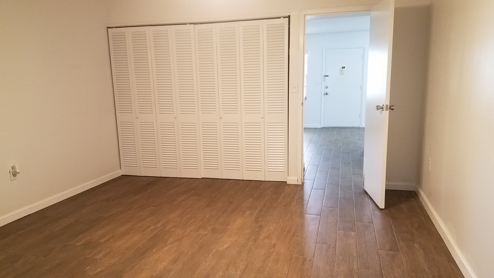 Bedroom - 1051 79th Ave N