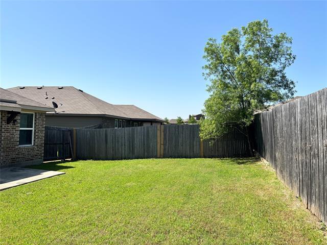 Building Photo - 5145 Royal Springs Dr