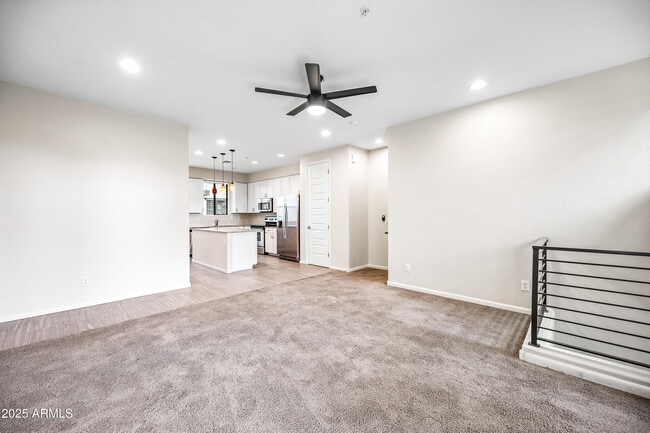 Building Photo - 2090 S Dorsey Ln