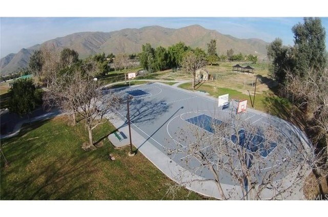 Building Photo - 13858 Buckskin Trail Dr