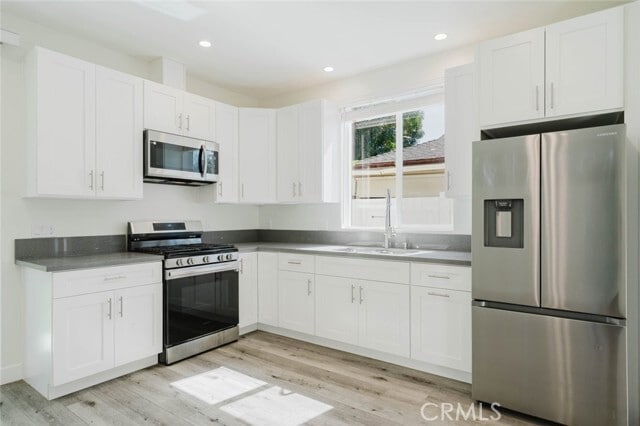 Building Photo - 8107 Lemona Ave