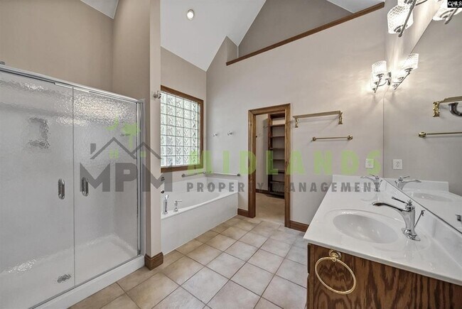 Building Photo - 203 Mariners Cove Dr
