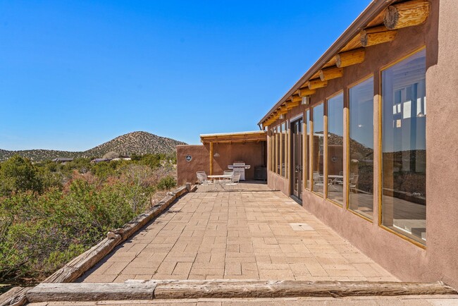 Building Photo - Enchanting Country Adobe