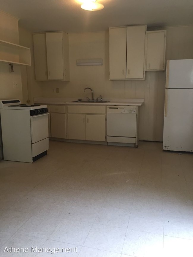 Building Photo - 1 br, 1 bath House - 560 Macon Hwy. # 560-3ma