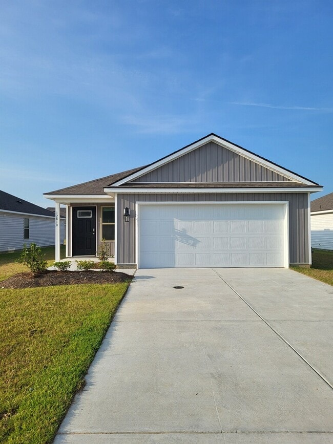 Building Photo - 12810 Catalpa Ave