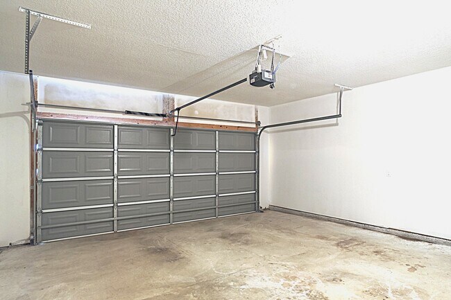 Building Photo - 1430 Evergreen Trl