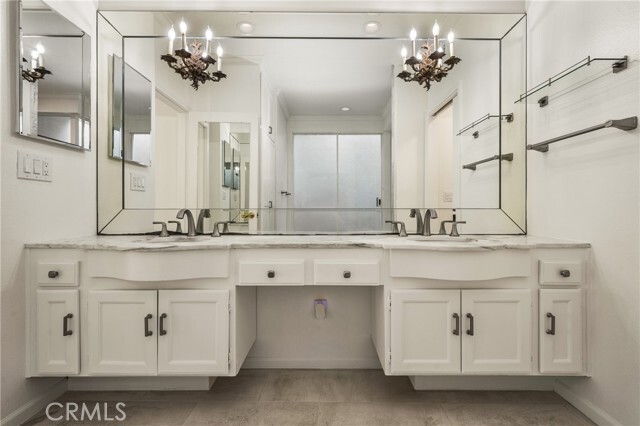 Building Photo - 5 Rue Fontainebleau