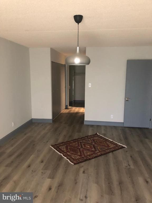 Building Photo - 20926 W Valley Forge Cir