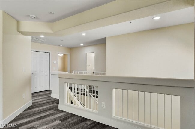 Building Photo - 8824 Cornwall Glen Ave