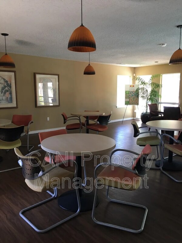 Building Photo - 4153 S Semoran Blvd