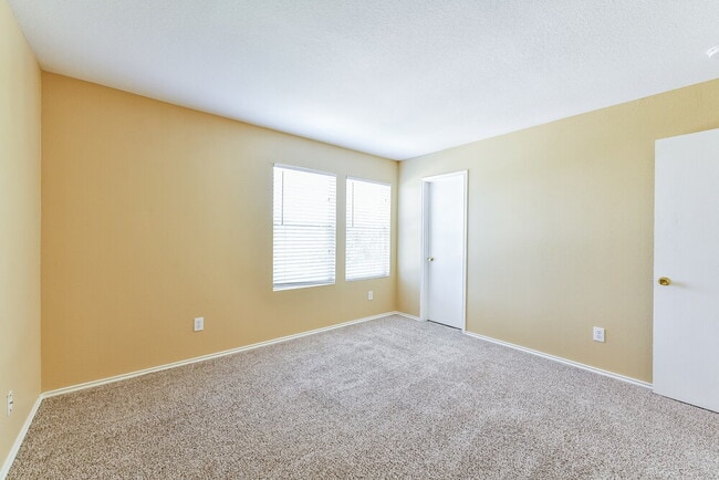 Building Photo - 7906 Ashland Springs Ln