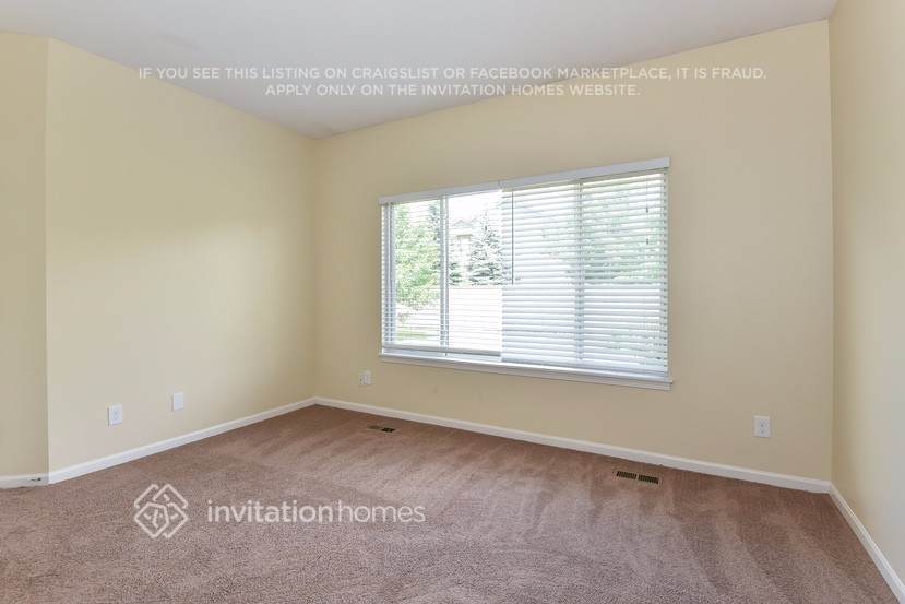 Building Photo - 631 Edward Dr