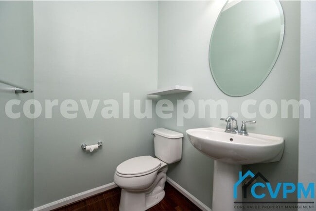 Building Photo - 584 Fox River Hills Way