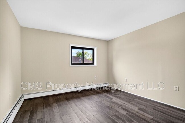 Building Photo - 172-252 Scotch Rd