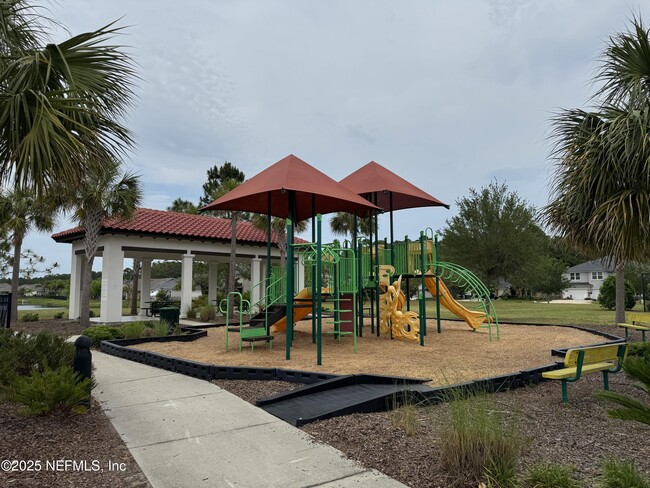 Building Photo - 96 Midway Park Dr