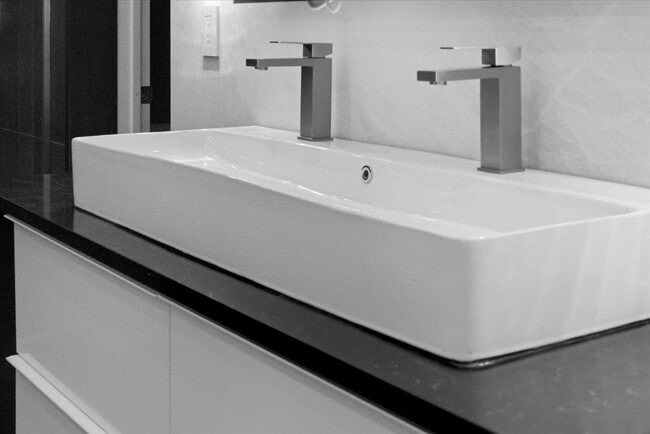 Building Photo - 16405 E Layton Ave