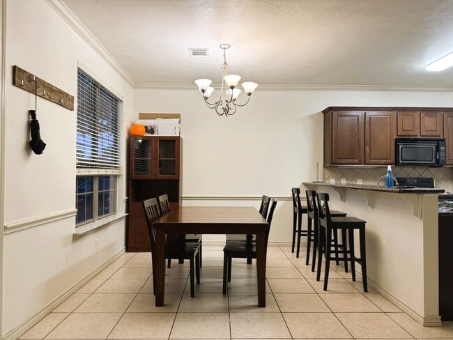 Building Photo - 107 Forest Dr Loop