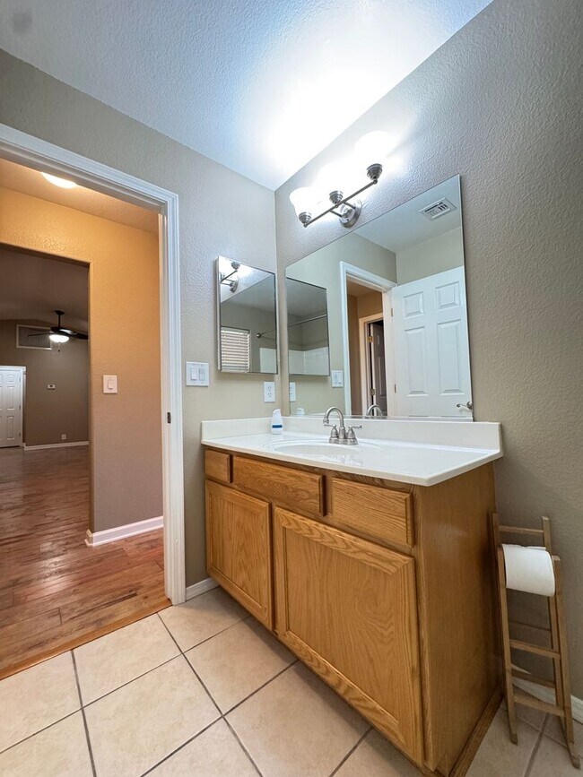 Building Photo - Nice home in Mohave Vista Estates