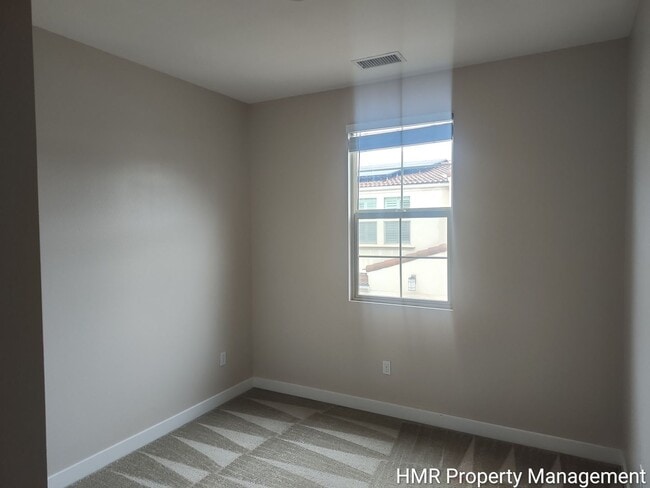 Building Photo - 2 Story Home 3 bedroom 2.5 bath in Glendora