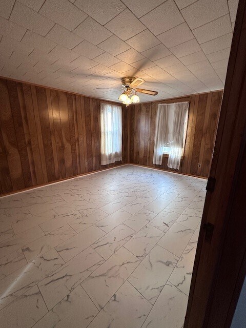 Building Photo - 40 Howard Ave