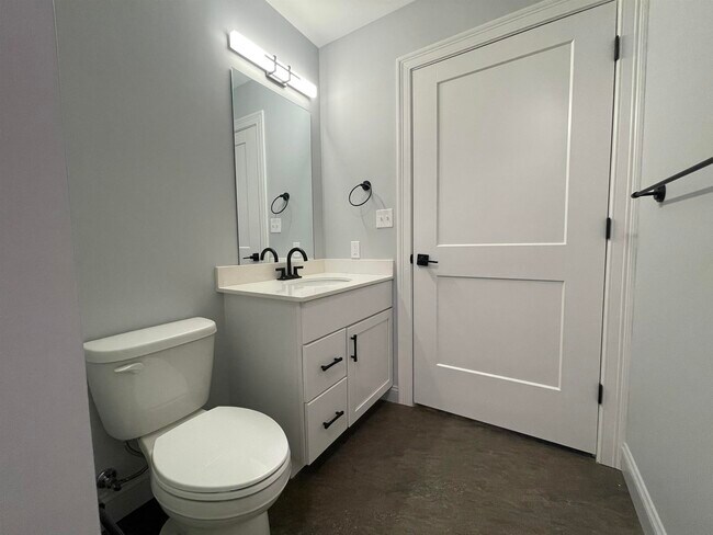 Building Photo - 25 Lowell St