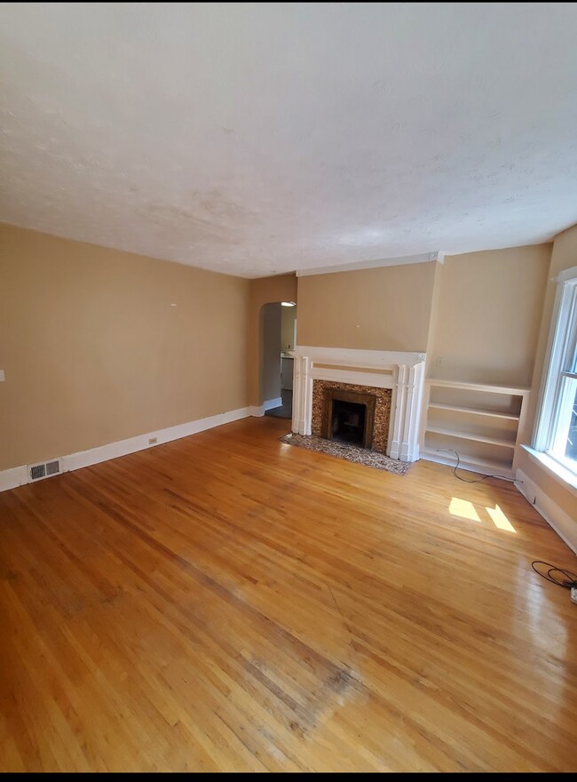Building Photo - 96 Rutgers St
