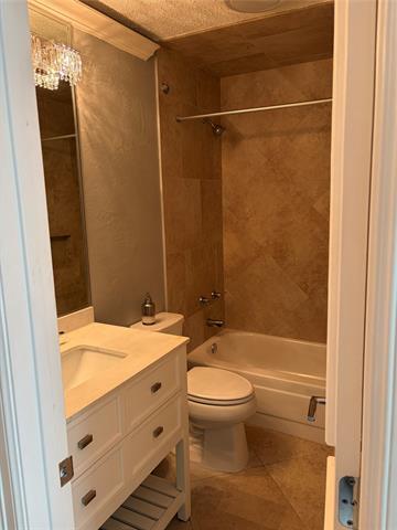 Building Photo - 1902 High Meadow Dr