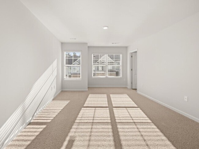 Building Photo - 30 Robinson Ridge