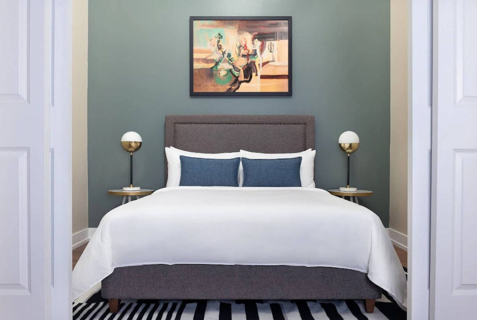 Building Photo - 17 S Wabash Ave