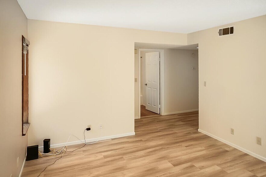 Building Photo - 1512 Siberian Ct