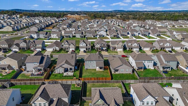 Building Photo - 417 Wind Dance Dr