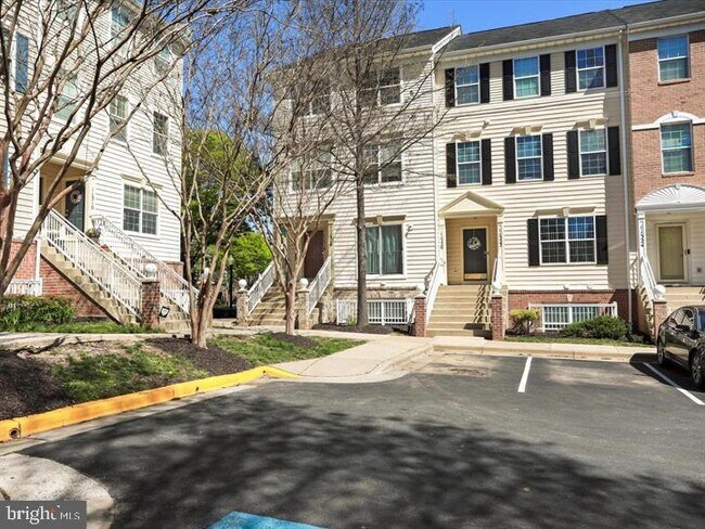 Building Photo - 11312 King George Dr