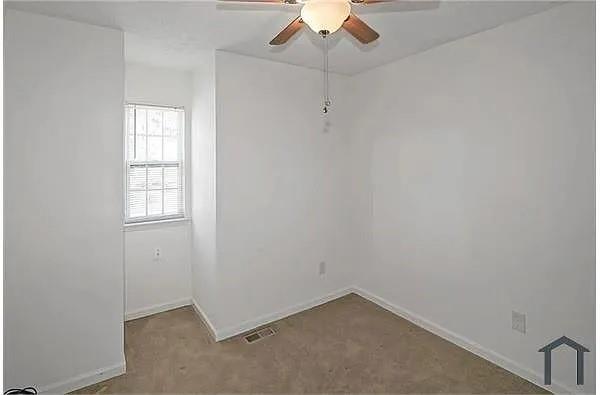 Building Photo - 6447 River Park Dr