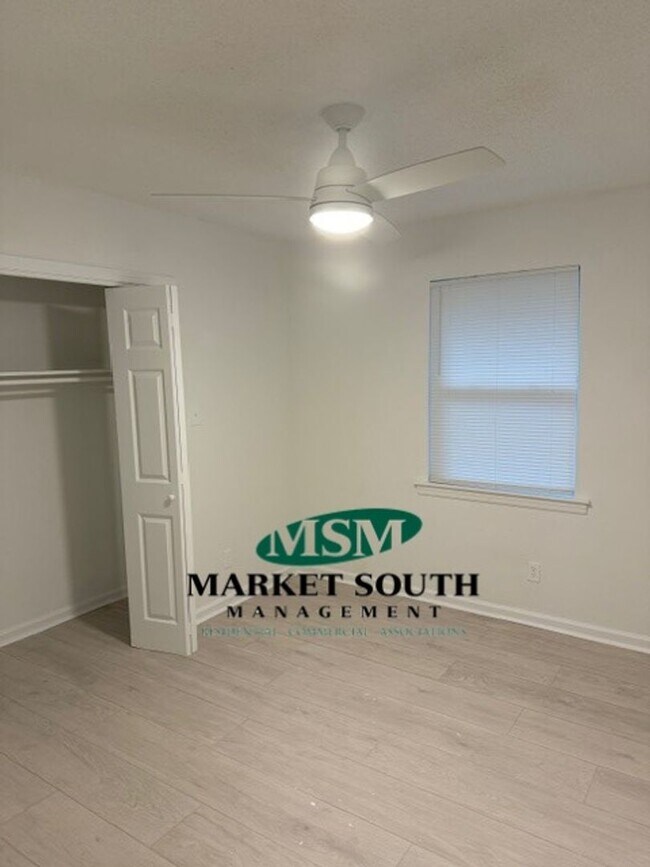 Building Photo - Single Family Home in Paradise Park