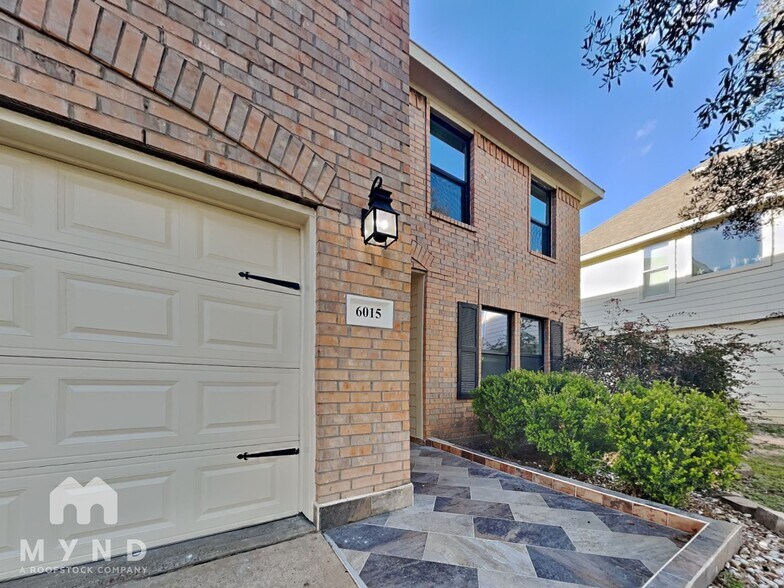 Building Photo - 6015 Barany Ct