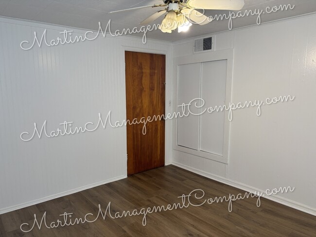 Building Photo - 1844 S Beacon Ave