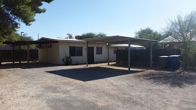Building Photo - 1744 E Hedrick Dr
