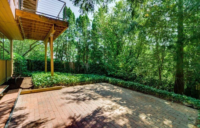 Building Photo - 4Bed, 3Bath Home in West Slope / Raleigh H...