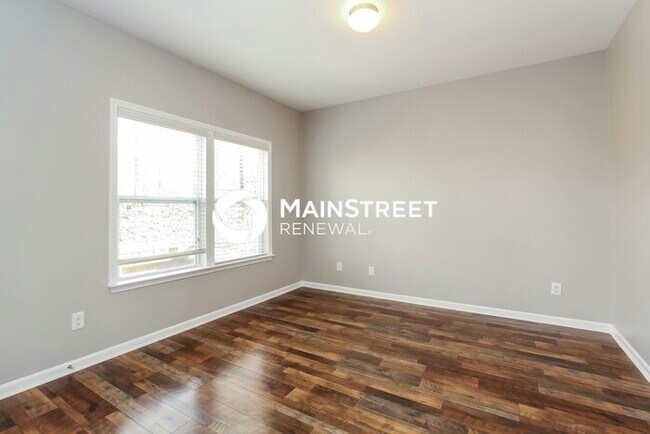 Building Photo - 3 Bedroom Pet-Friendly Home in Mooresville, NC with Main Street Renewal