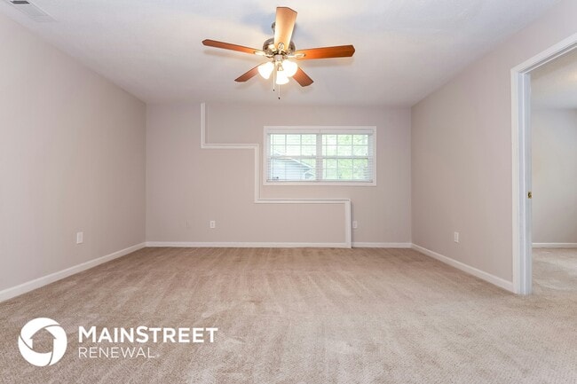 Building Photo - 5515 Hall Cir