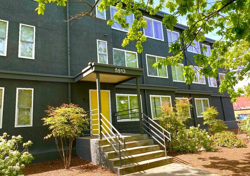 Primary Photo - Kenny Apartments