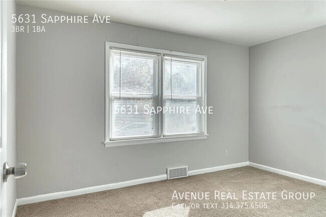 Building Photo - Just Listed! - 5631 Sapphire Ave